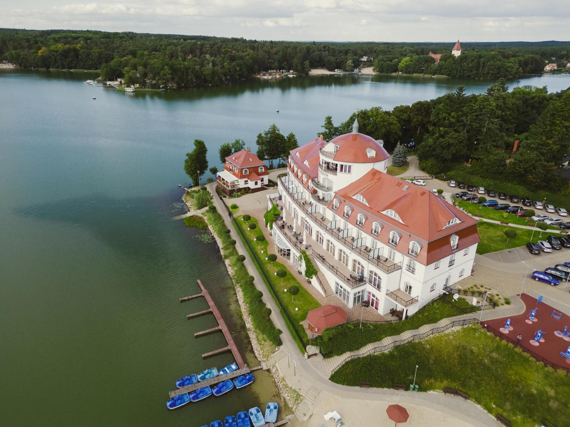 Hotel Woinski Spa لوبنيفيتسا المظهر الخارجي الصورة